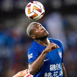 开云APP-浙汉之战上演新老射手王对决 谁是中超第一大杀器